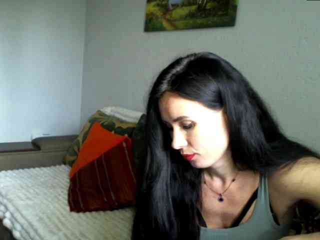 MilfLunna webcam