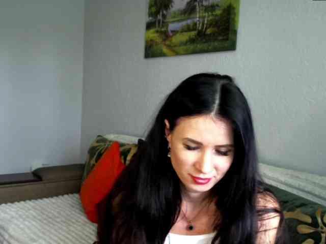 MilfLunna webcam