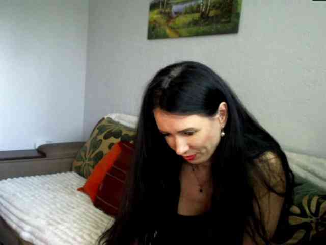MilfLunna webcam