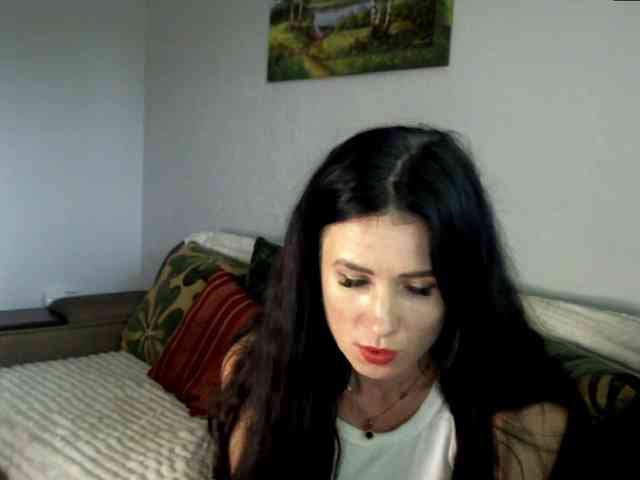 MilfLunna webcam