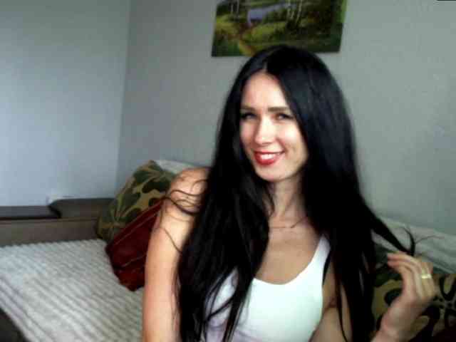 MilfLunna webcam