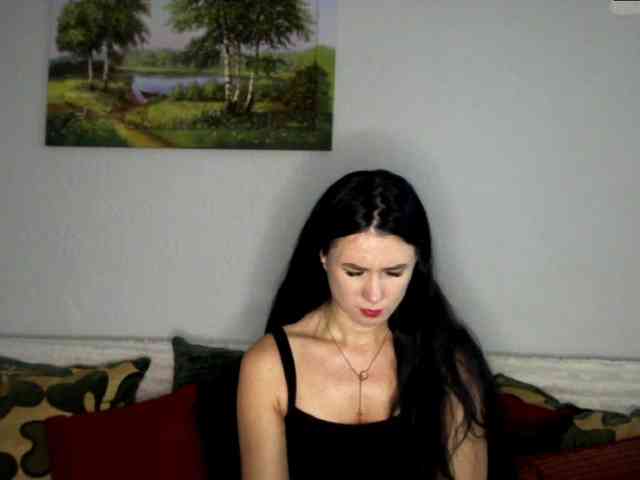 MilfLunna webcam