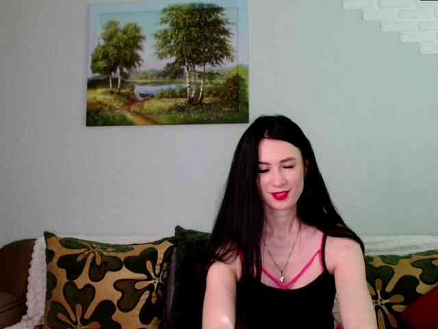 MilfLunna Live Webcam on BongaCams