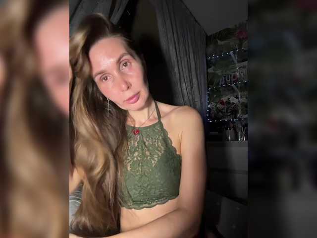 Aurora108's BongaCams show and profile