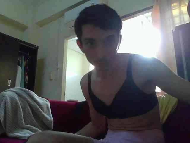 Mishele-Shilk Live Webcam on BongaCams