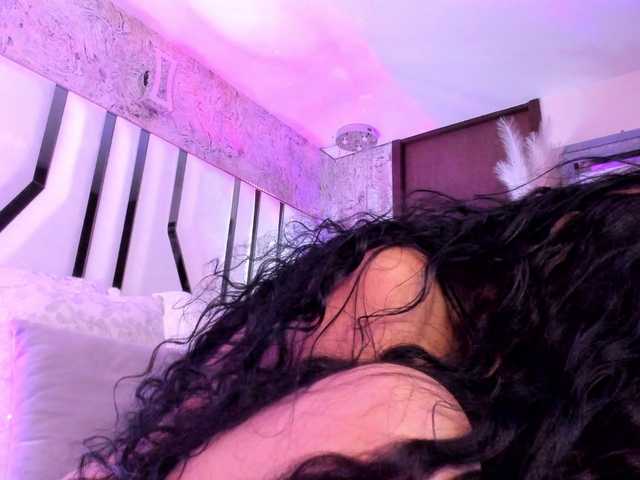 Valeriajade's BongaCams show and profile