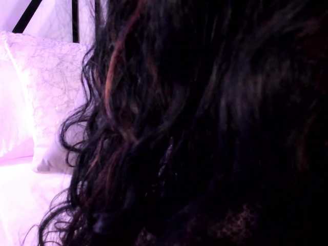 Valeriajade live cam