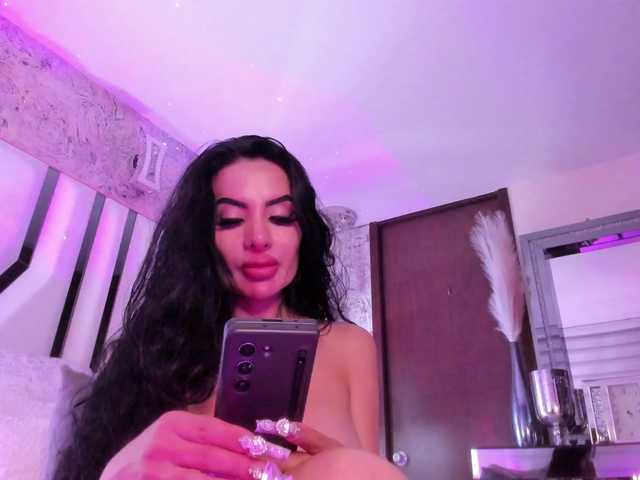 Valeriajade's BongaCams show and profile