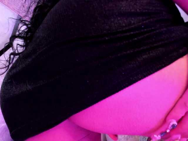 Valeriajade's BongaCams show and profile