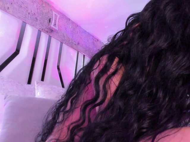 Valeriajade's BongaCams show and profile