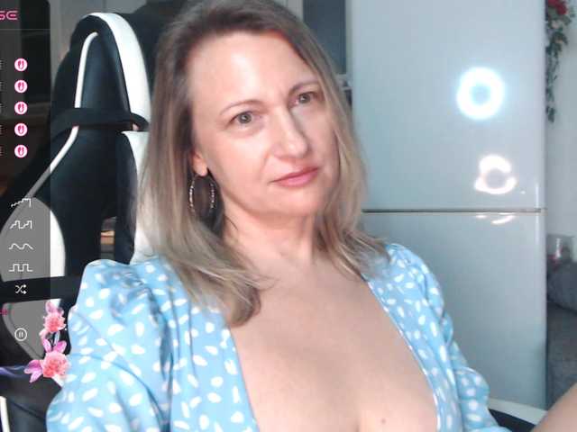 lovesupergerl from BongaCams