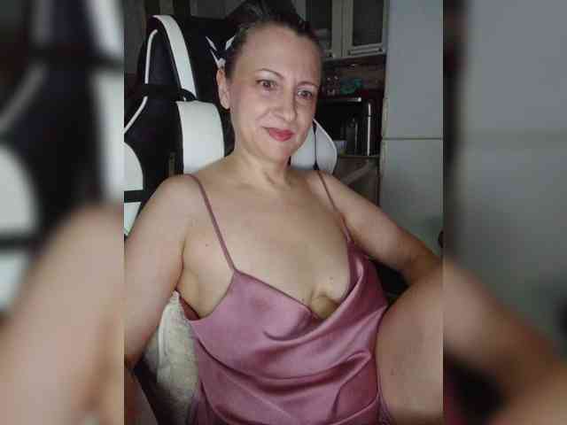 LoveSuperGerl webcam