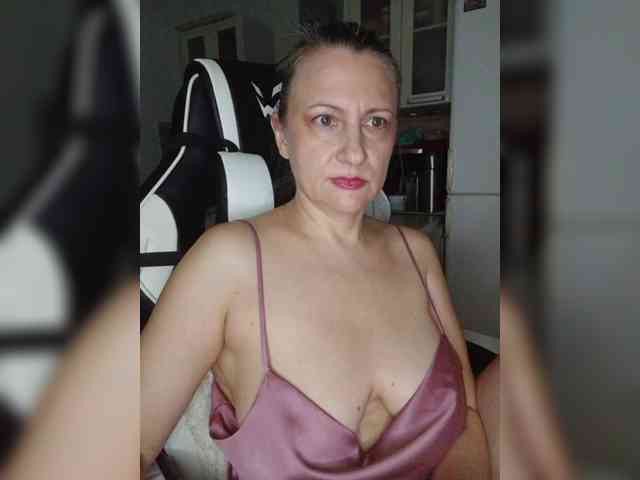 LoveSuperGerl webcam