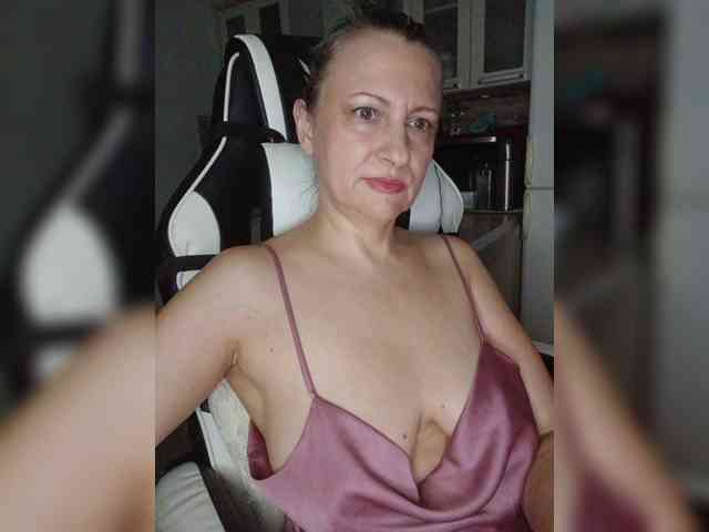 LoveSuperGerl webcam