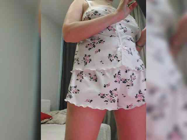 LoveSuperGerl webcam