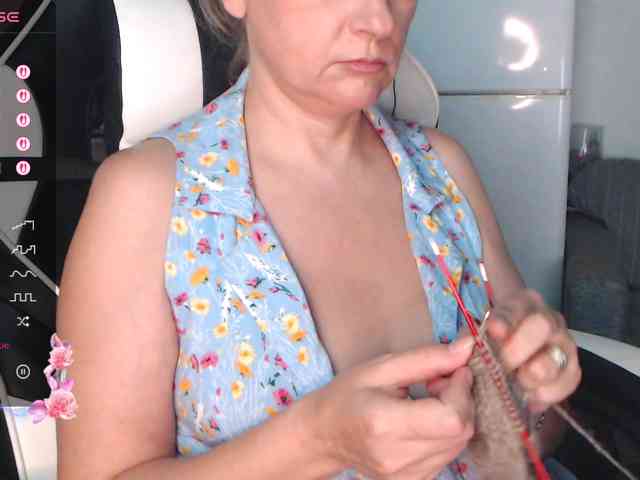 LoveSuperGerl webcam