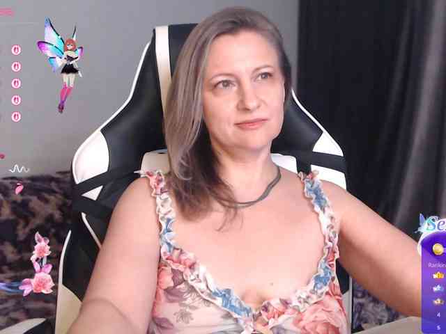 LoveSuperGerl webcam