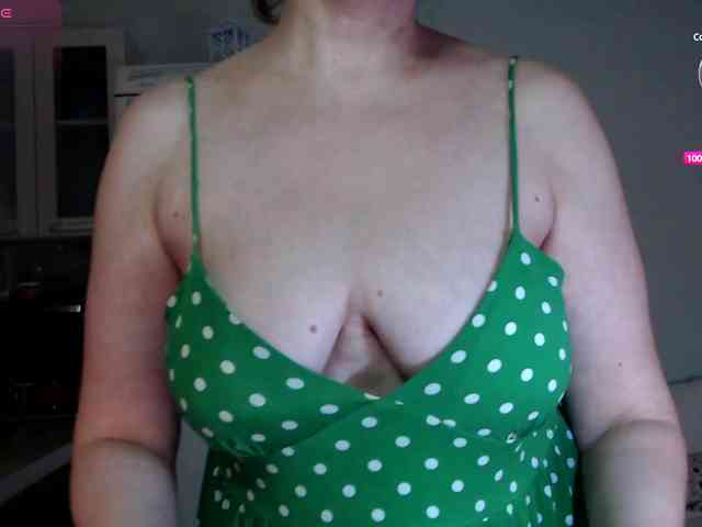 LoveSuperGerl webcam