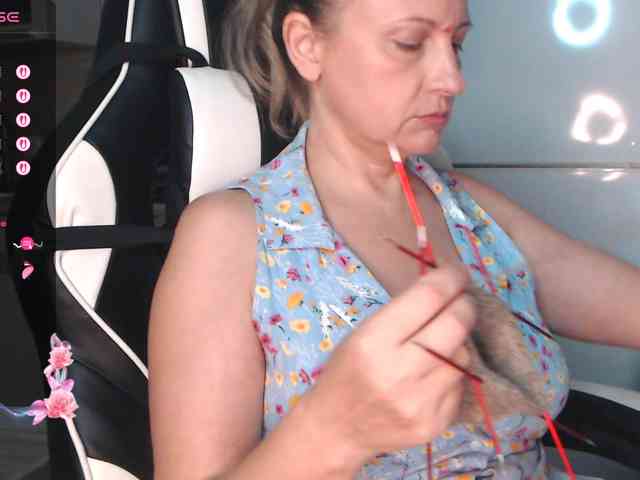 LoveSuperGerl webcam