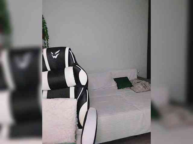 LoveSuperGerl webcam