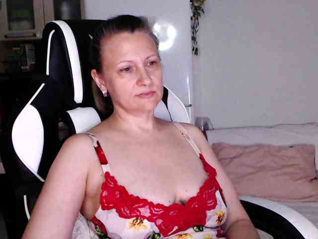 LoveSuperGerl webcam