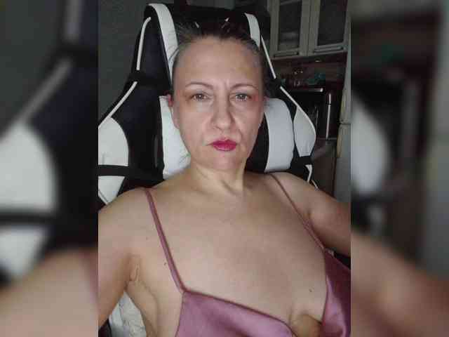 LoveSuperGerl webcam