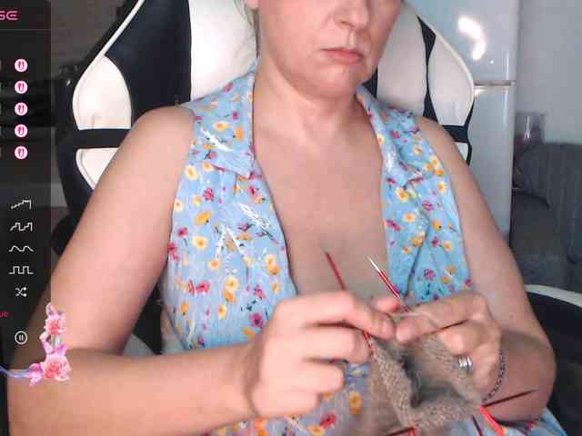 LoveSuperGerl webcam