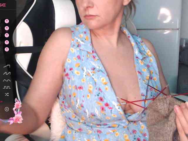 LoveSuperGerl webcam