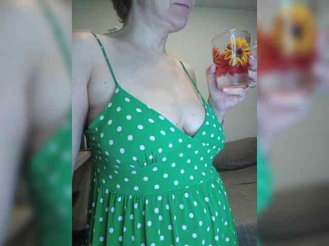 LoveSuperGerl webcam