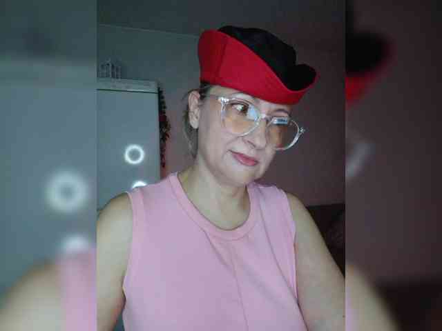 LoveSuperGerl webcam