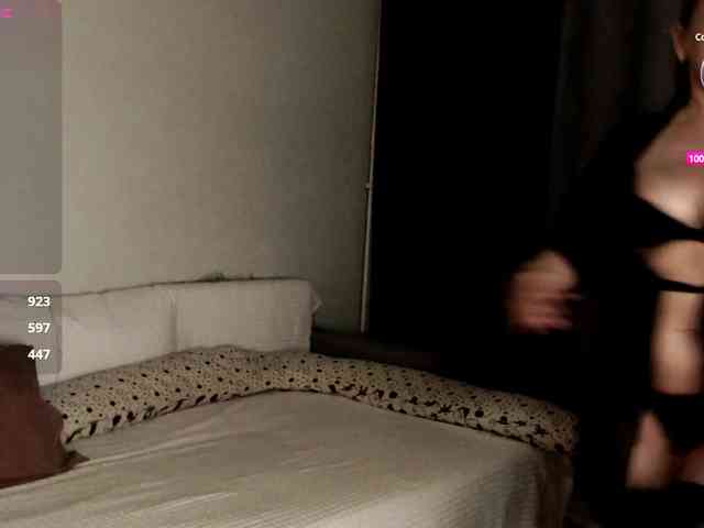 LoveSuperGerl webcam
