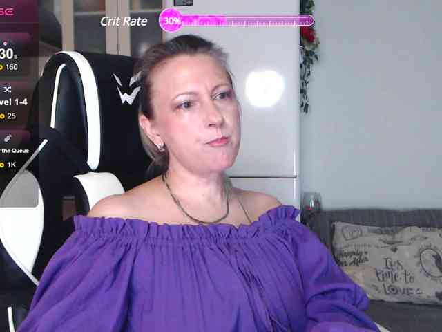 LoveSuperGerl webcam