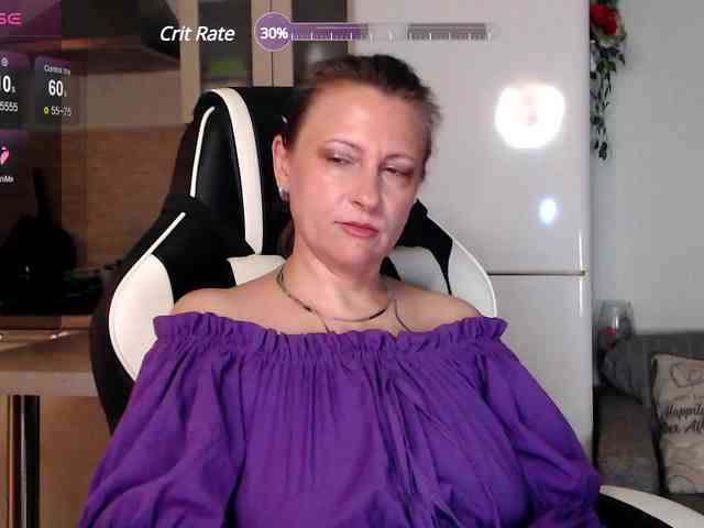 LoveSuperGerl webcam