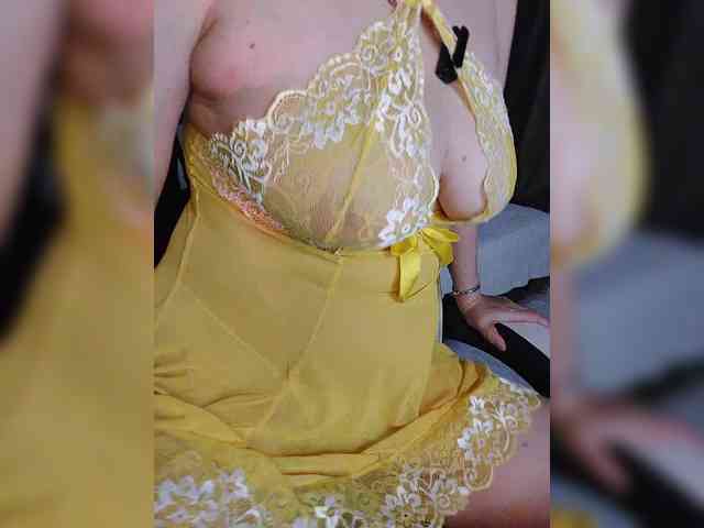 LoveSuperGerl webcam