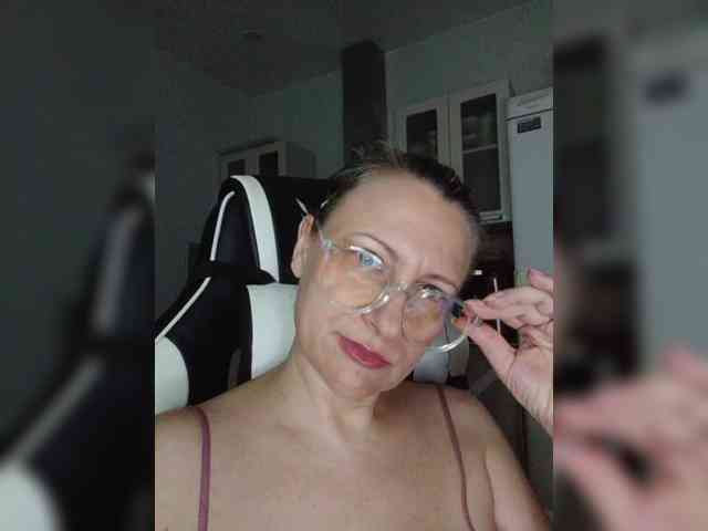 LoveSuperGerl webcam