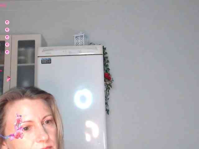 LoveSuperGerl webcam
