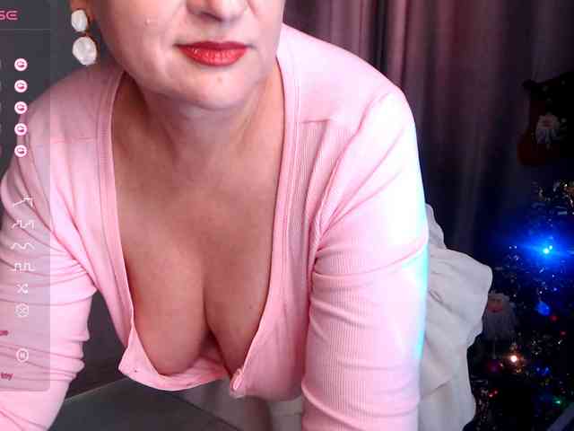 LoveSuperGerl webcam