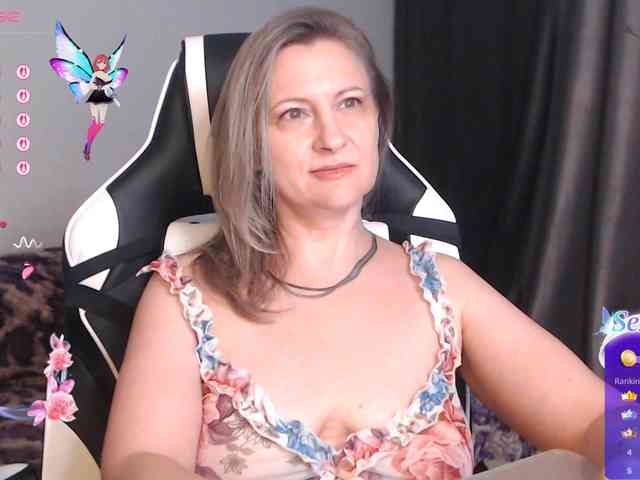 LoveSuperGerl webcam