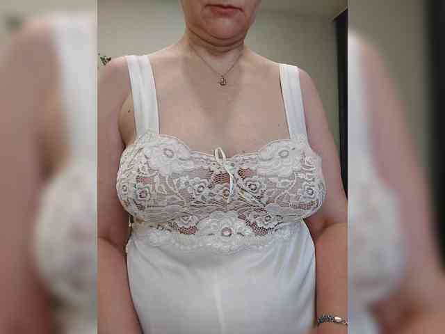 LoveSuperGerl webcam