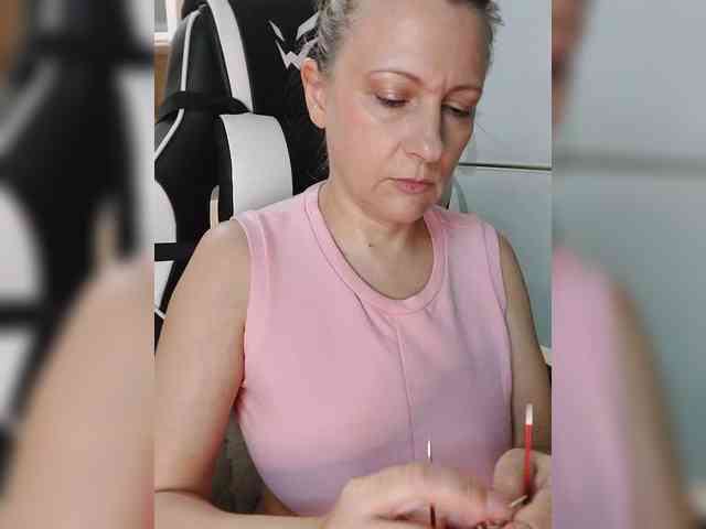 LoveSuperGerl webcam