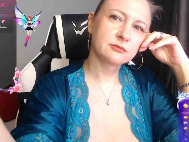 LoveSuperGerl webcam