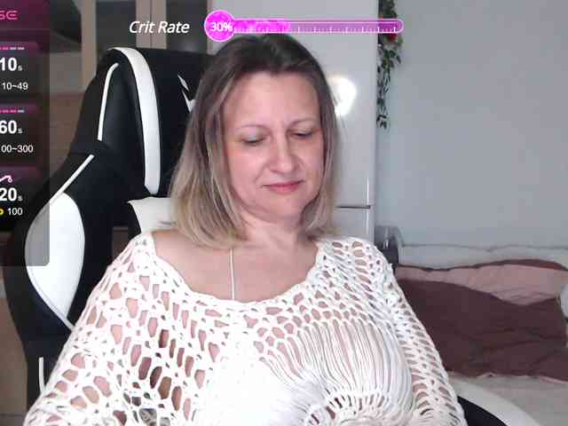 LoveSuperGerl webcam