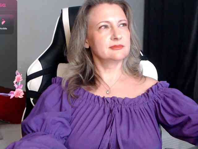 LoveSuperGerl webcam