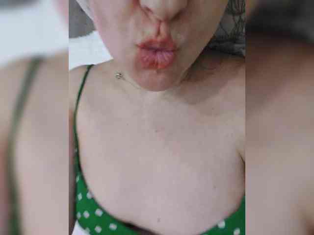 LoveSuperGerl webcam