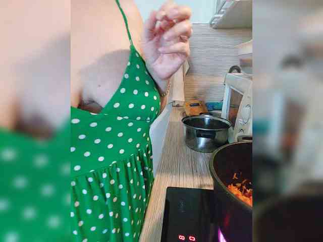 LoveSuperGerl webcam