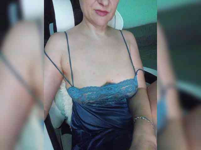 LoveSuperGerl webcam