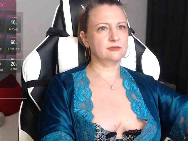 LoveSuperGerl webcam