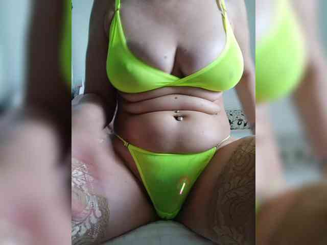 LoveSuperGerl webcam