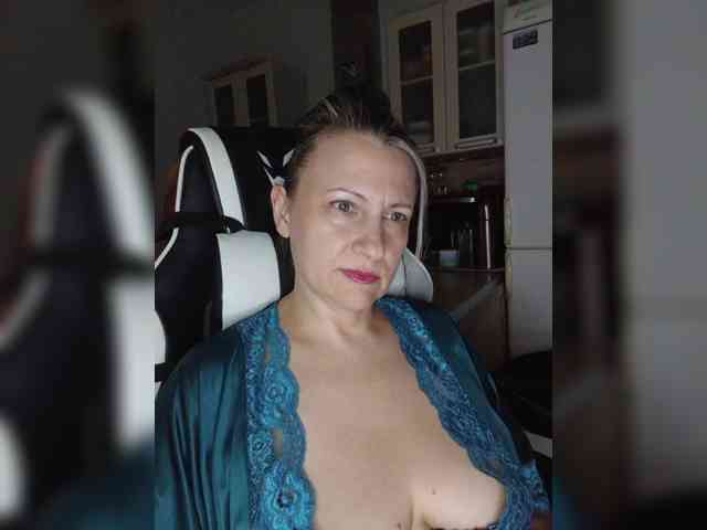 LoveSuperGerl webcam