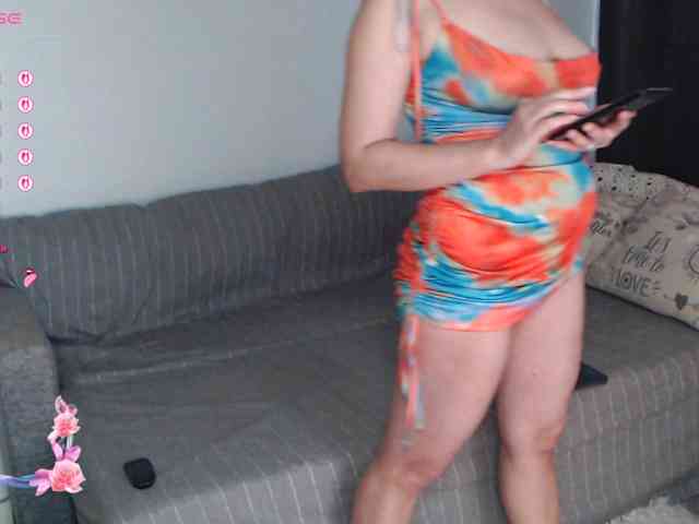 LoveSuperGerl webcam
